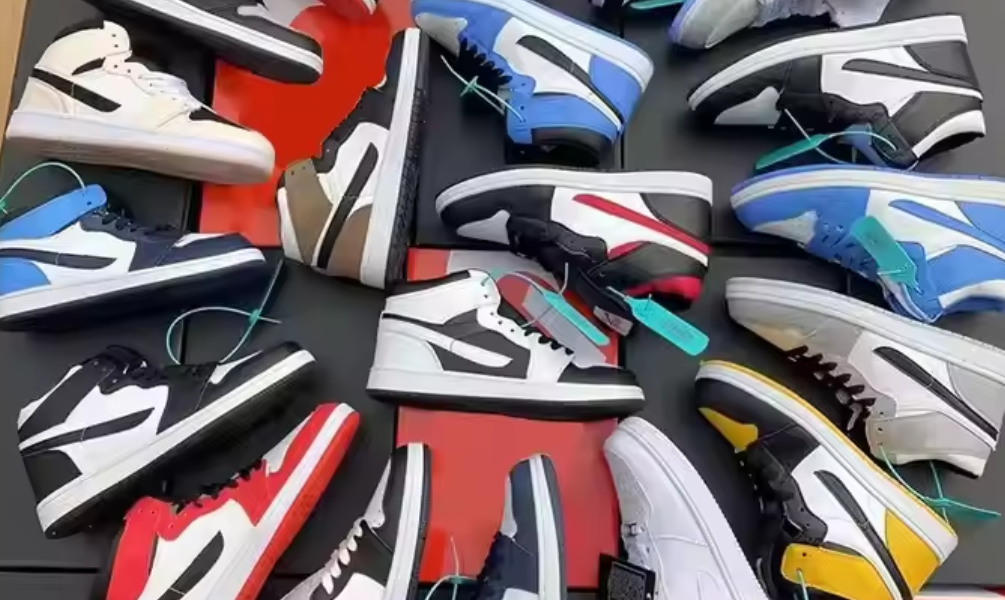 B2B Shoes Stock