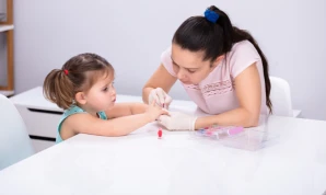 Kids Manicure & Pedicure