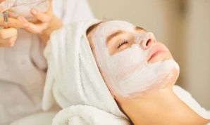 Glowry Touch Fruit Facial