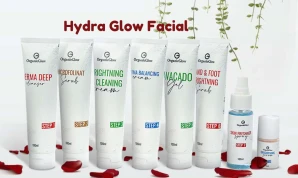 Hydra Glow FAcial