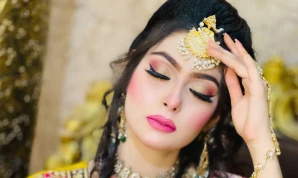 Pakistani Mehndi Makeup