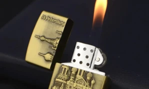 Vintage Metal Lighter