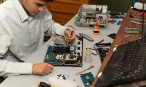 Electronics Technician
