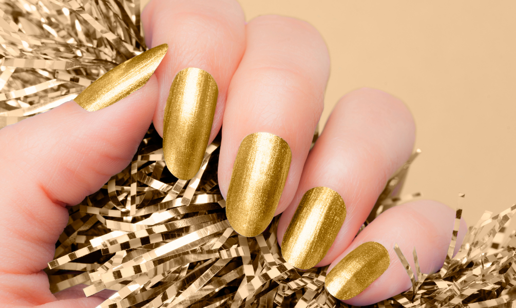 Luxury Gold Manicure