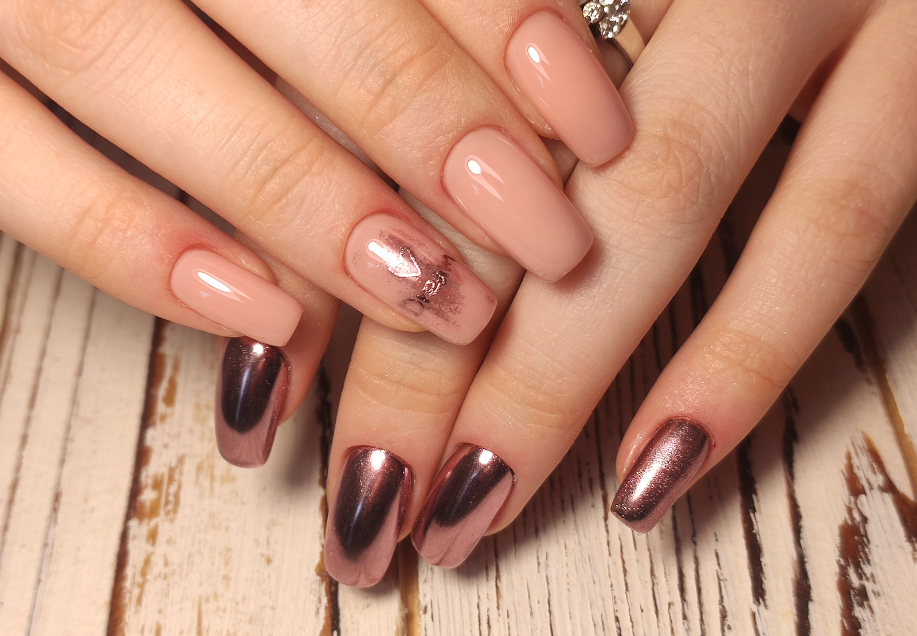 Simple Nail Art