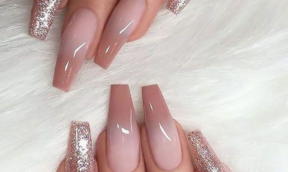 Coffin Ombre Nails