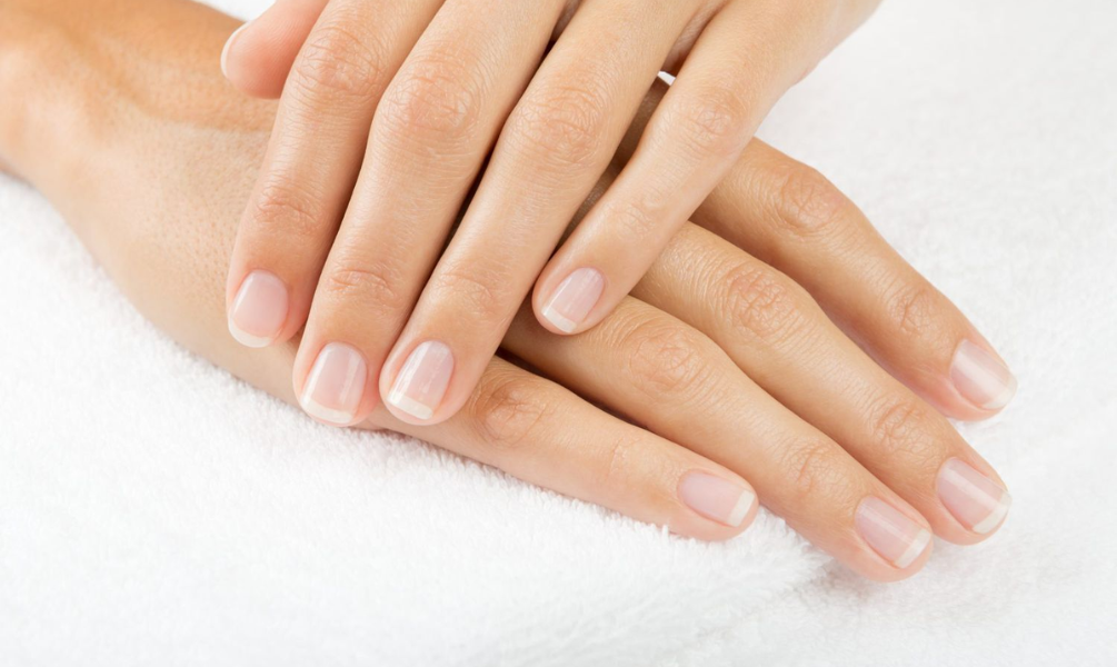 Whitening Manicure
